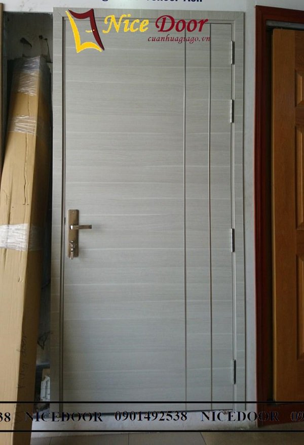 Cửa gỗ công nghiệp giá rẻ